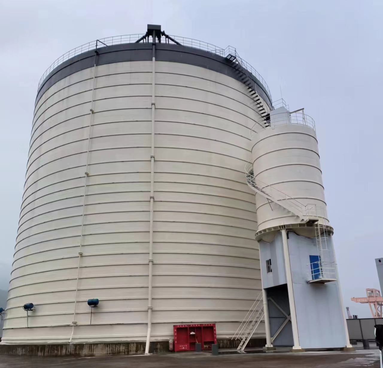 滨城10万吨水泥钢板库